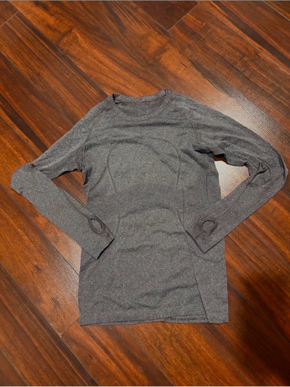 lululemon athletica Heathered Gray Long-Sleeve Athletic Top